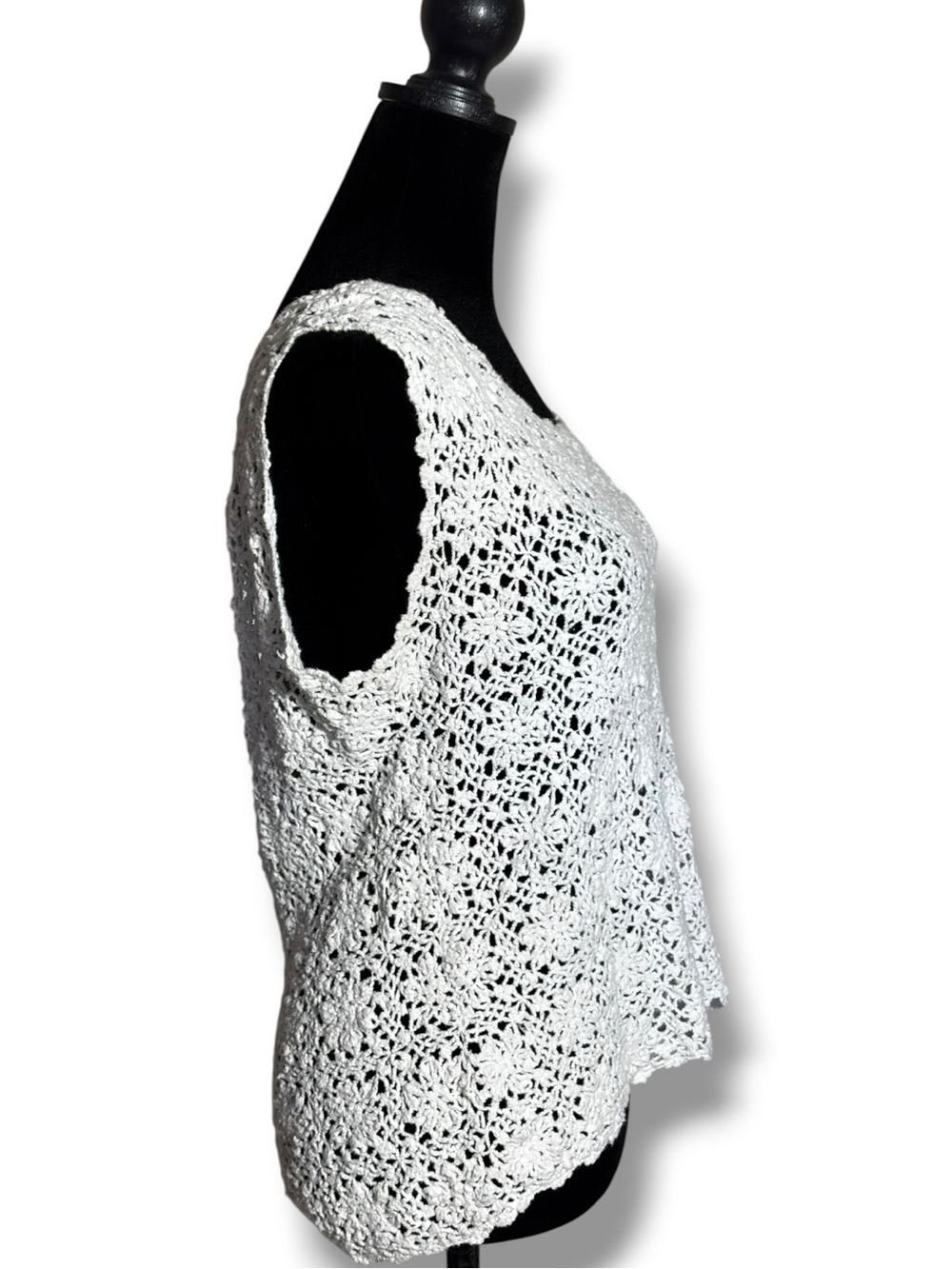 Chico's White Sleeveless with Thick Straps Crochet Loose Fit Layerable Tank Top - Picture 4 of 16